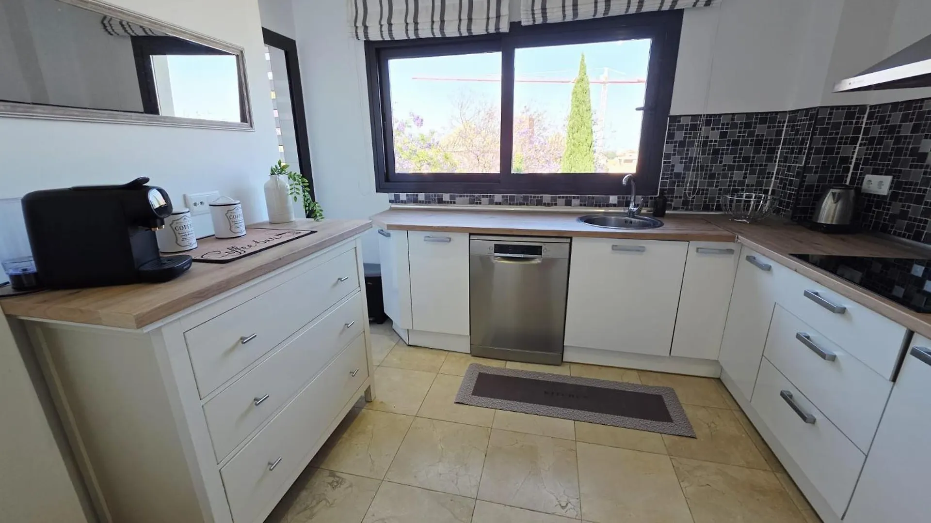 Los Flamingos Villa Padierna Apartment 에스테포나